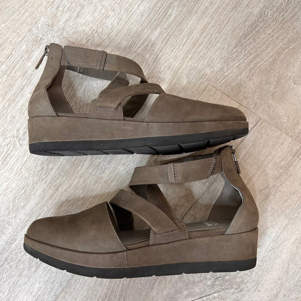 Eileen Fisher Shoes Womens Size 6 Olive Green/Gray Bovery Suede Leather Sandals